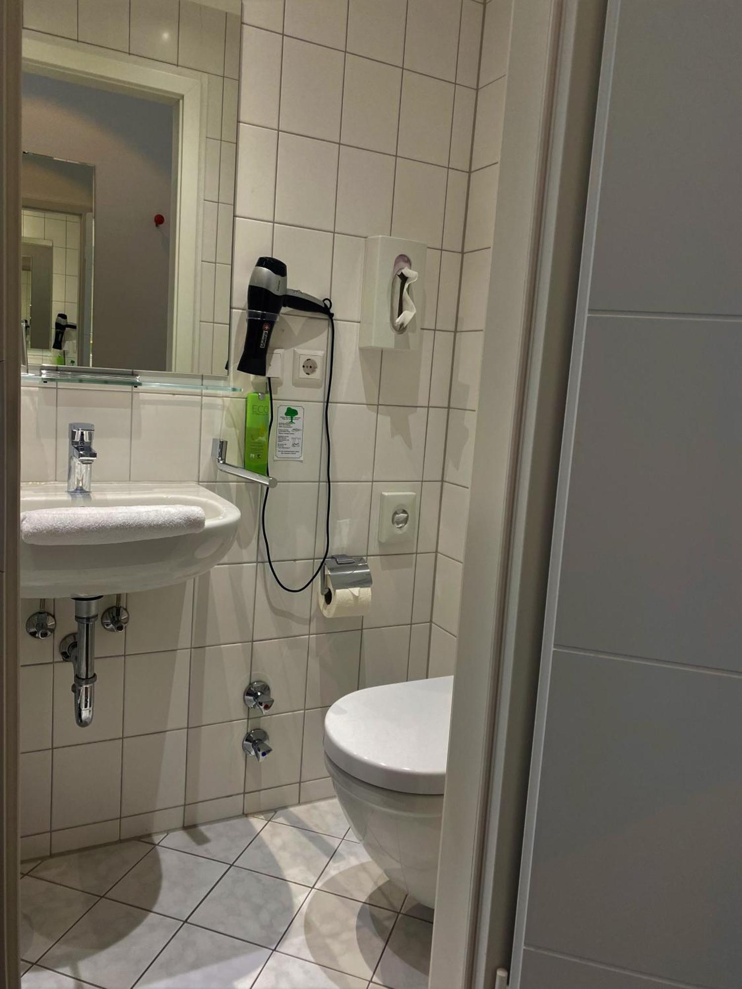 Sevendays Hotel Karlsruhe Eksteriør billede