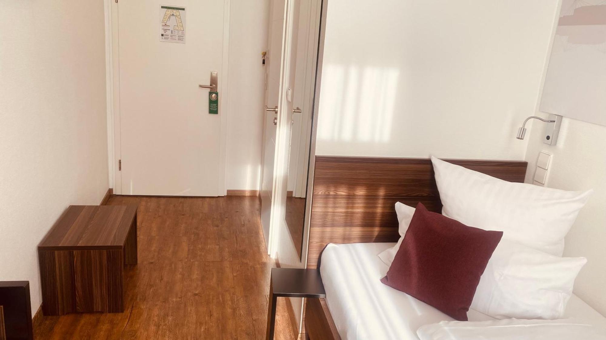 Sevendays Hotel Karlsruhe Eksteriør billede