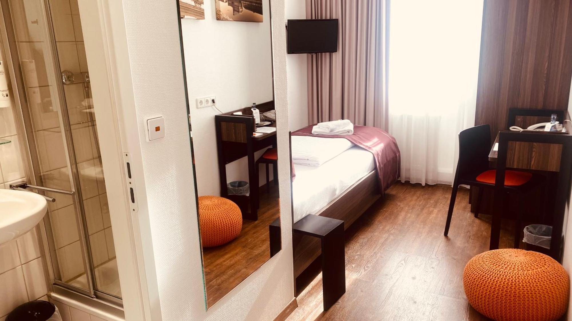 Sevendays Hotel Karlsruhe Eksteriør billede