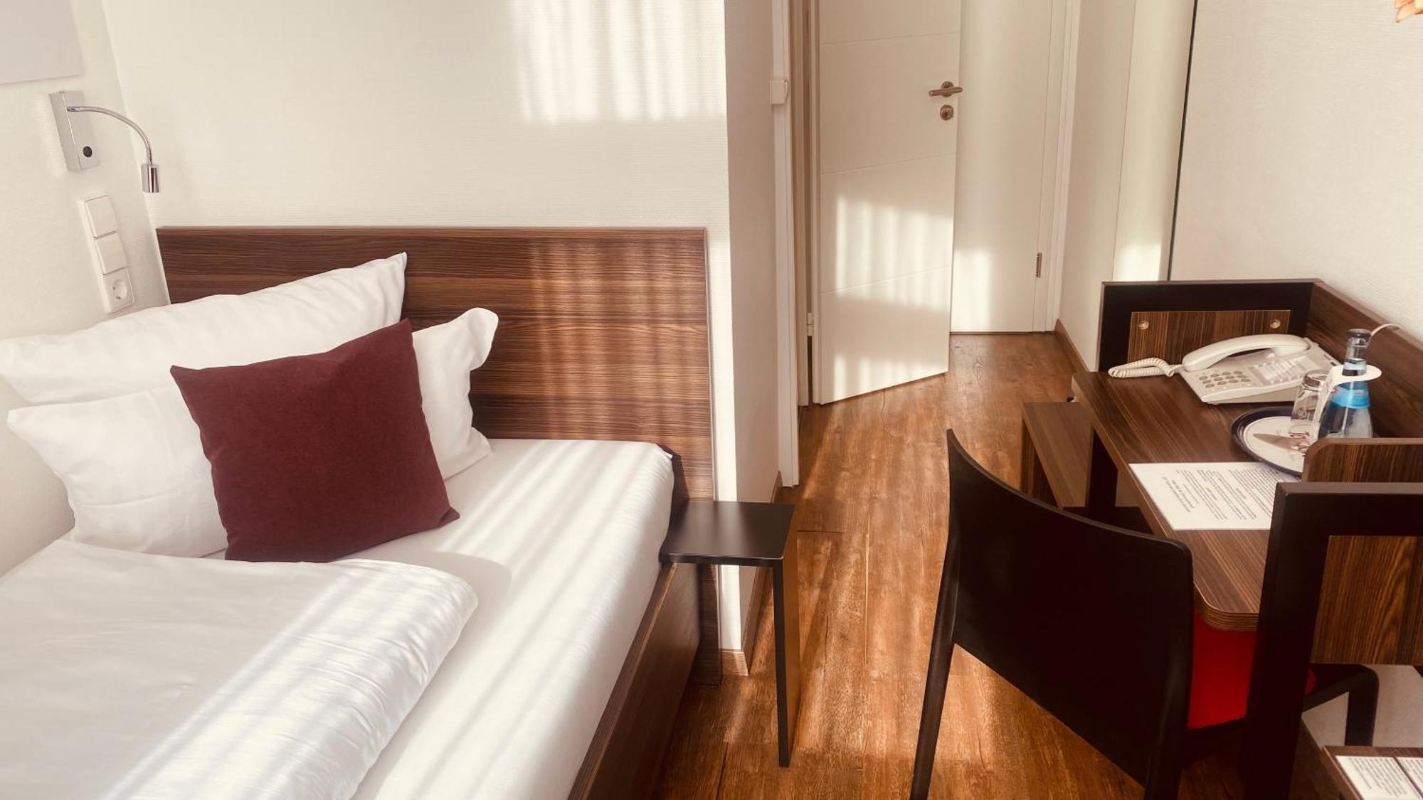 Sevendays Hotel Karlsruhe Eksteriør billede